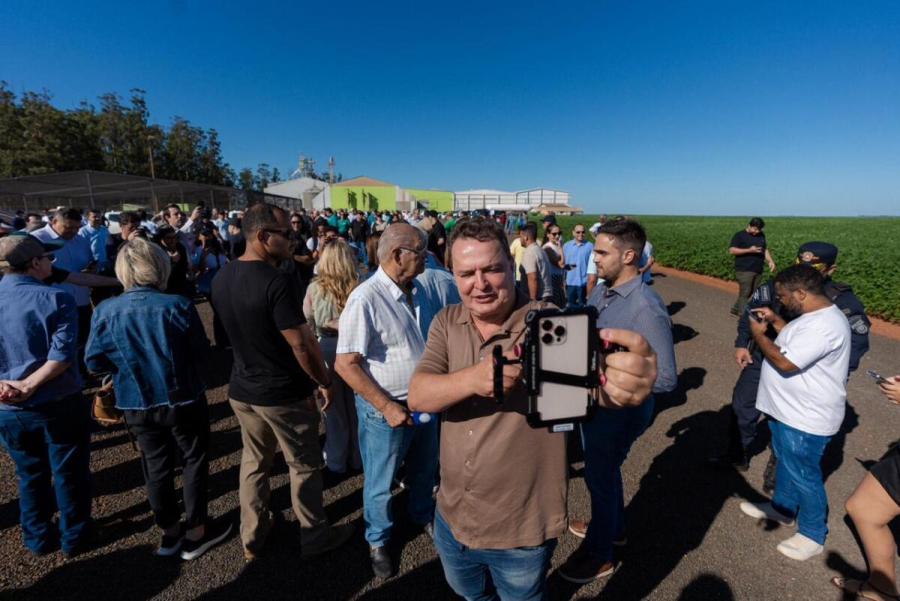 Max acompanha governador em agenda institucional por municípios do Araguaia