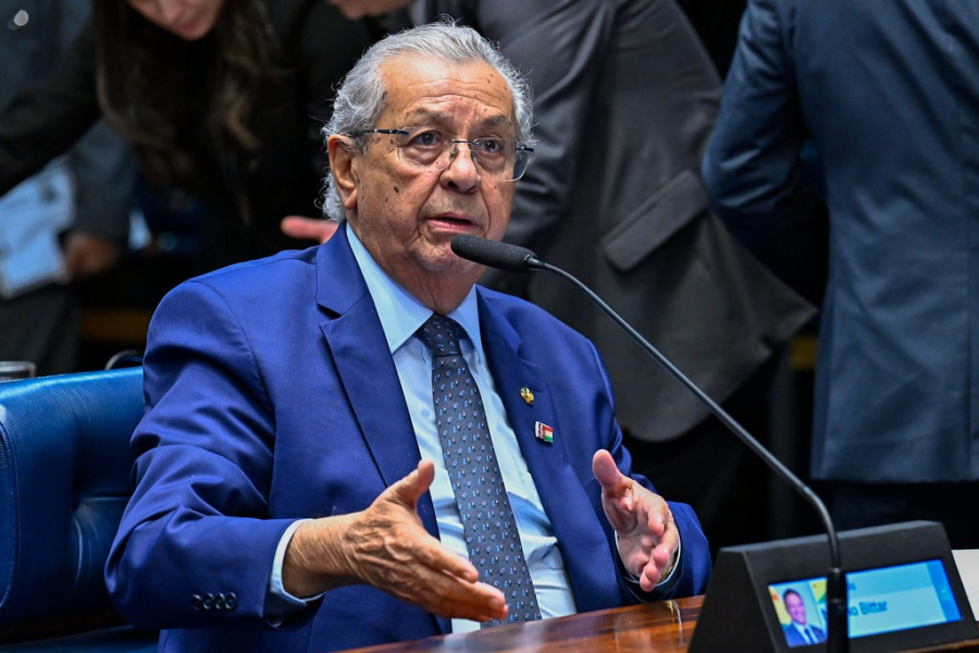 Jayme vota sim em projeto que permite destinação voluntária de emendas para ajudar Bombeiro em primeiros-socorros Caixa de entrada